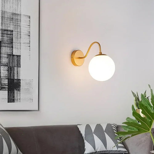 applique murale moderne en verre avec boule lumineuse élégante - vue 5 sur 10