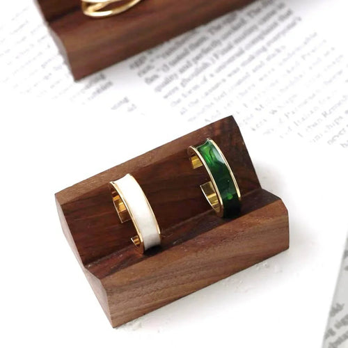 présentoir à bagues en bois vintage pour bijoux - vue 4 sur 9