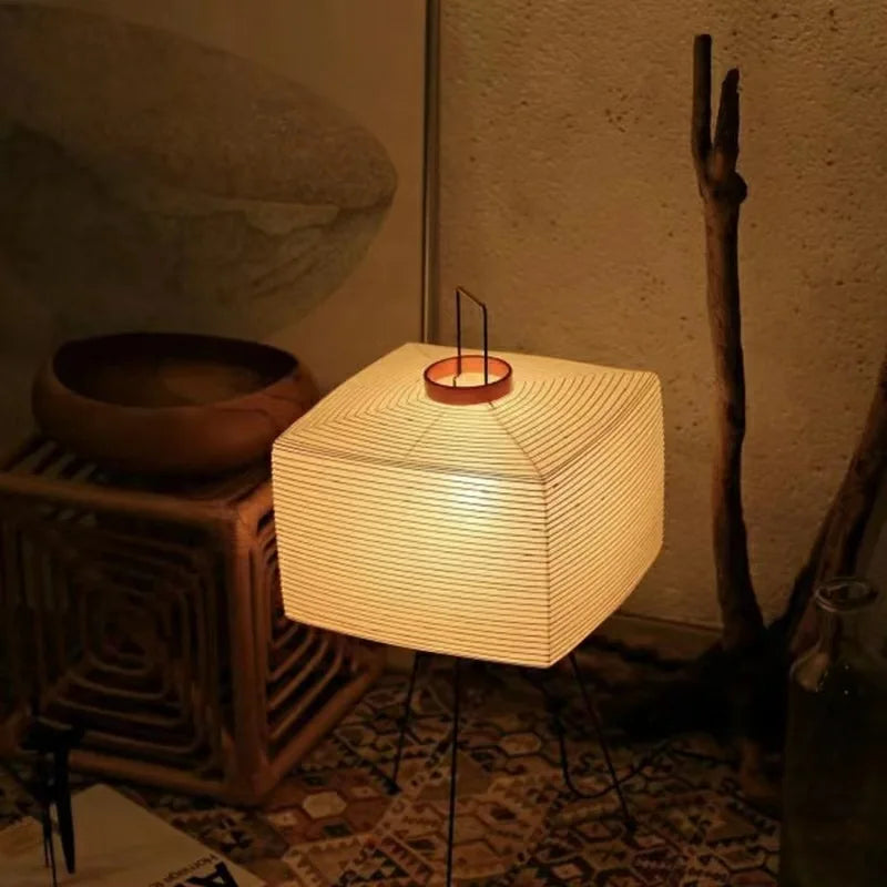 lampes de table en papier de riz japonais style wabi-sabi - vue 3 sur 7