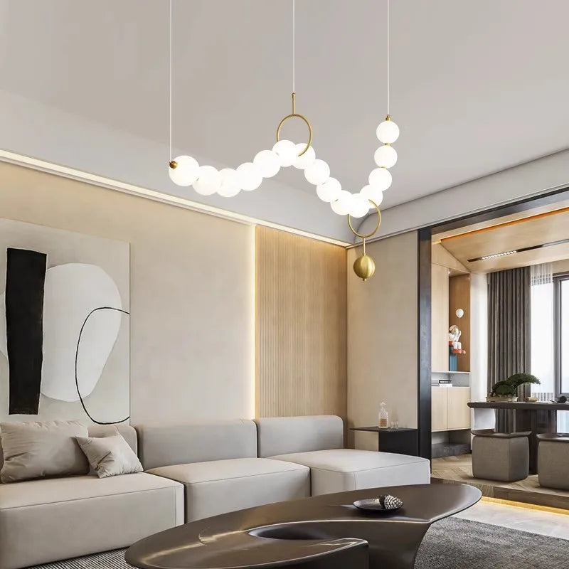 lustre suspension en acrylique blanc avec perles - vue 4 sur 16