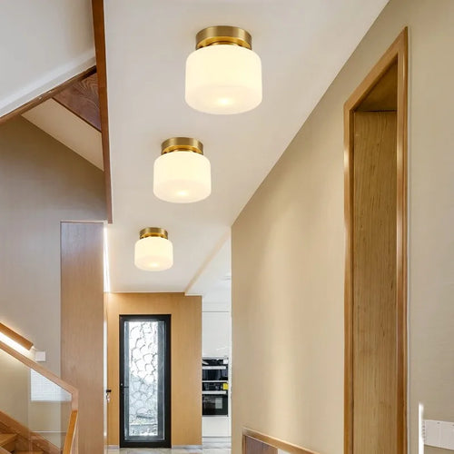 plafonnier design moderne pour intérieur élégant et fonctionnel - vue 3 sur 6