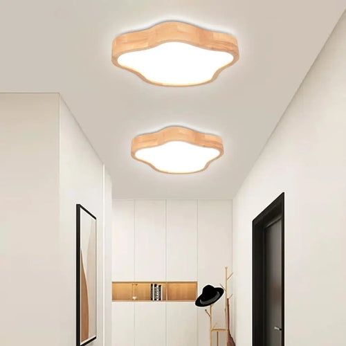 Lampe nordique bois forme nuage montée plafonnier - vue 5 sur 6