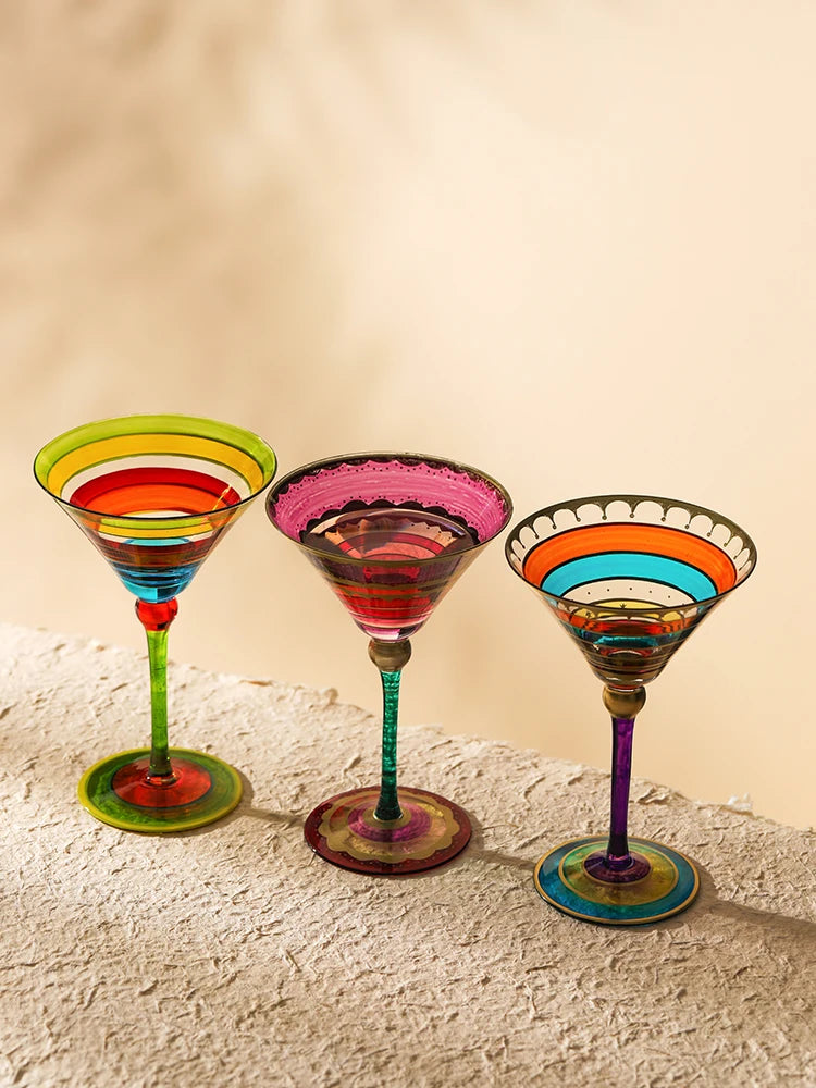 Verres à vin rouge style nordique pied design - vue 6 sur 7