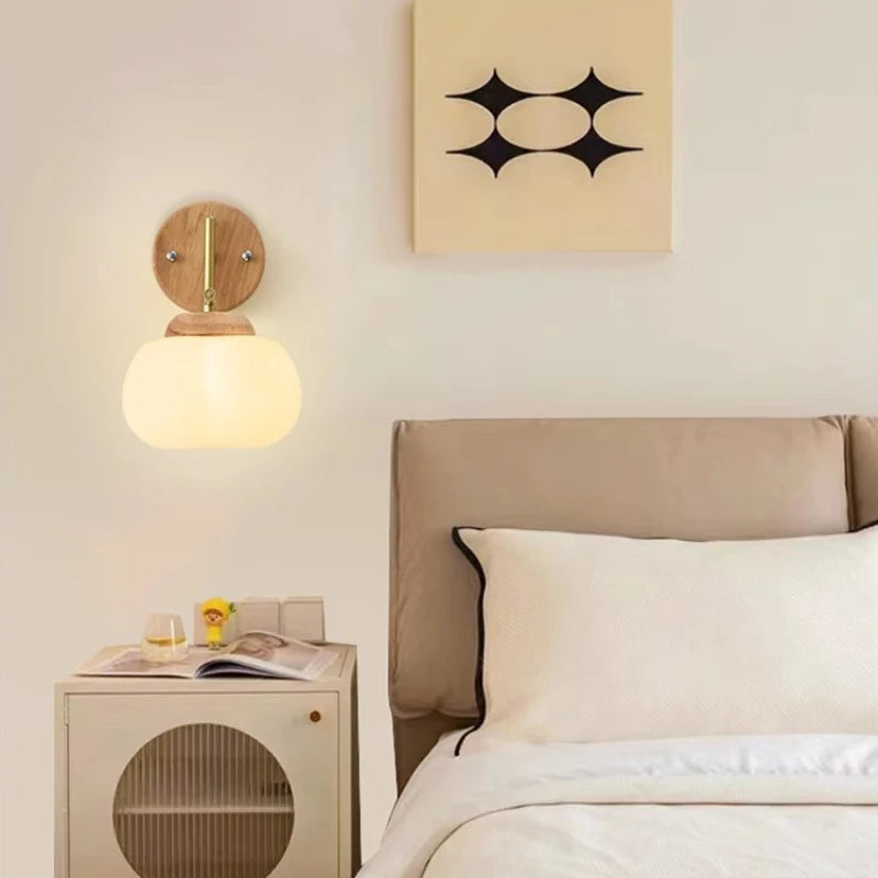 applique murale fraise en verre lampe créative pour bébé et enfant - vue 5 sur 9