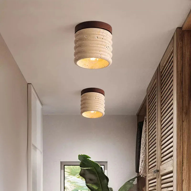 plafonnier en travertin wabi sabi pour hôtel restaurant - vue 3 sur 7