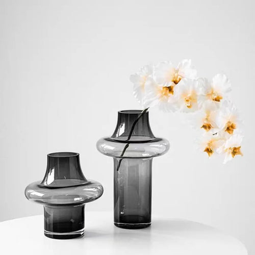 vase médiéval en verre pour fleurs séchées et composition florale - vue 3 sur 10