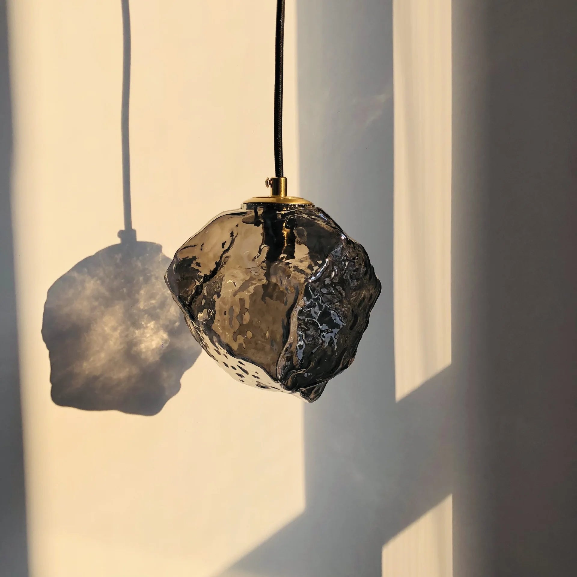lustre nordique en verre lave glace forme créative rétro - vue 3 sur 9