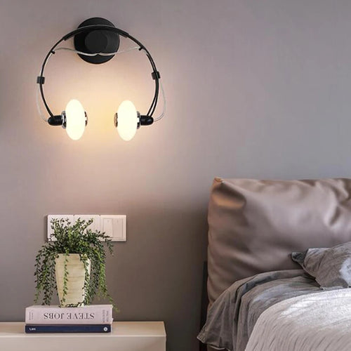 Applique murale LED créative en forme de casque audio - vue 2 sur 9