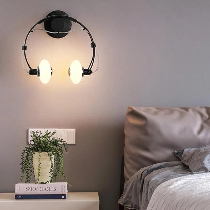 Applique murale LED créative en forme de casque audio - vue 1 sur 9
