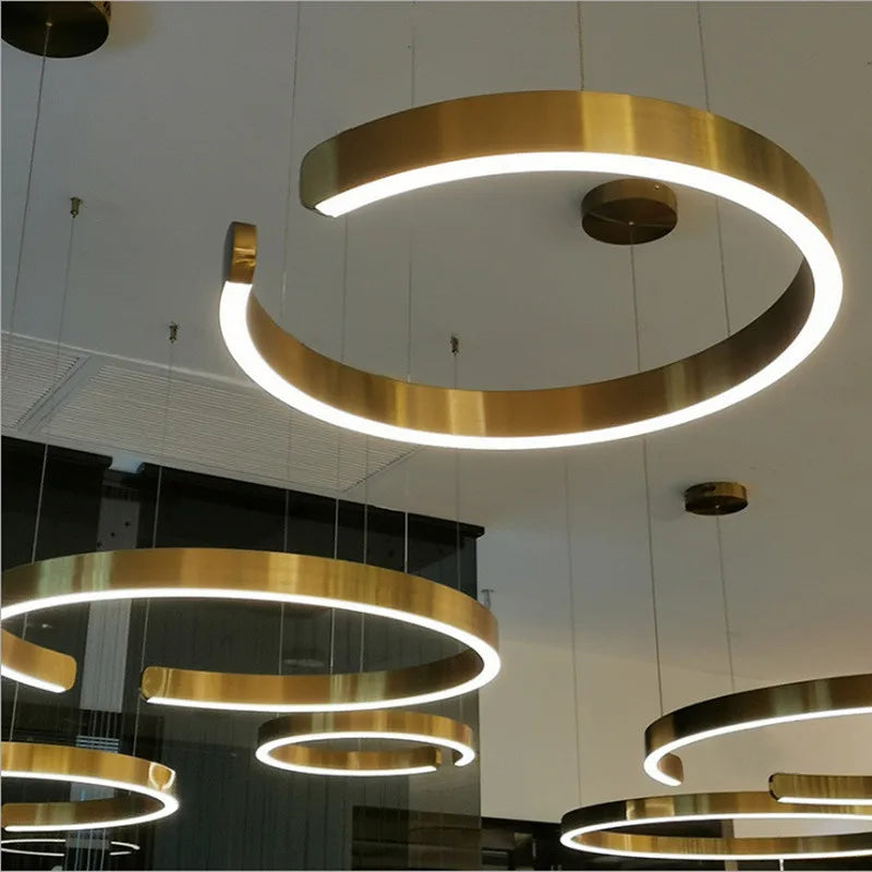 suspension LED en anneaux de luxe pour ambiance moderne - vue 4 sur 13
