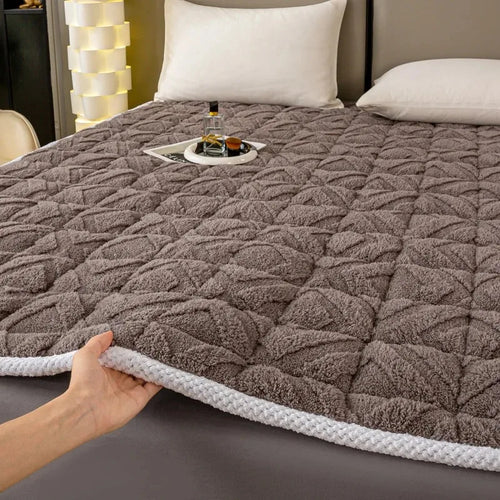 surmatelas doux hiver en velours agneau pour étudiants - vue 2 sur 12