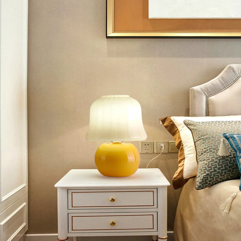 lampe de chevet en verre champignon faite à la main pour décoration chaleureuse - vue 3 sur 7