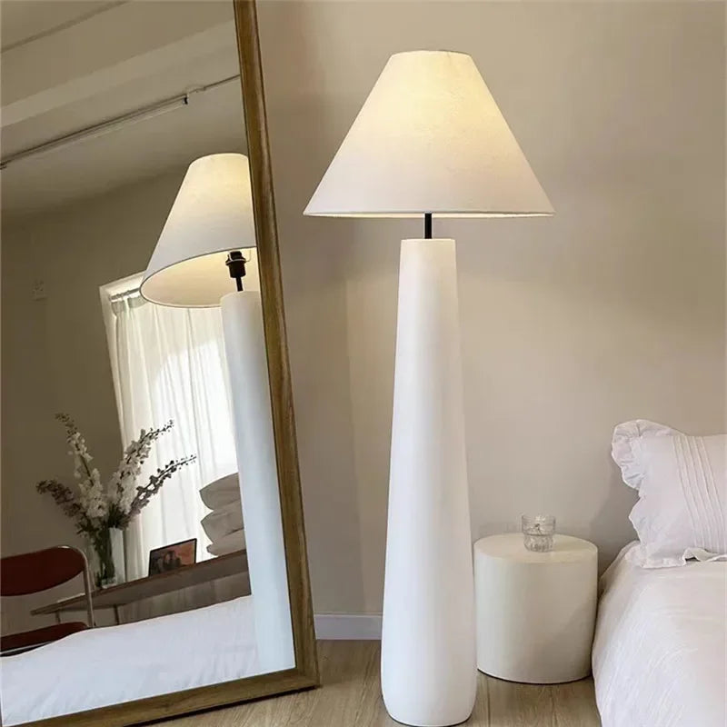 lampe de lecture sur pied style wabi sabi en forme de champignon - vue 2 sur 8