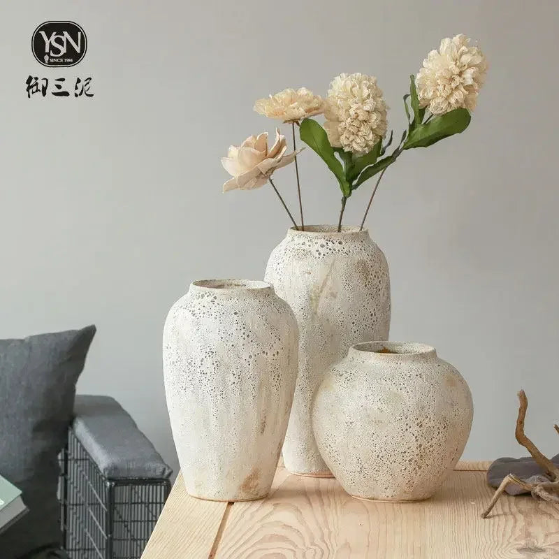 vase rétro en céramique pour fleurs et décoration - vue 3 sur 9