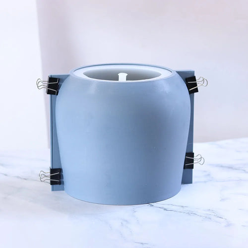 moule en silicone pour pot de fleurs en béton - vue 3 sur 9