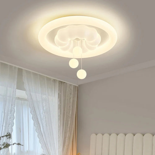 plafonnier nuage pour chambre d'enfant style crémeux et ludique - vue 3 sur 9