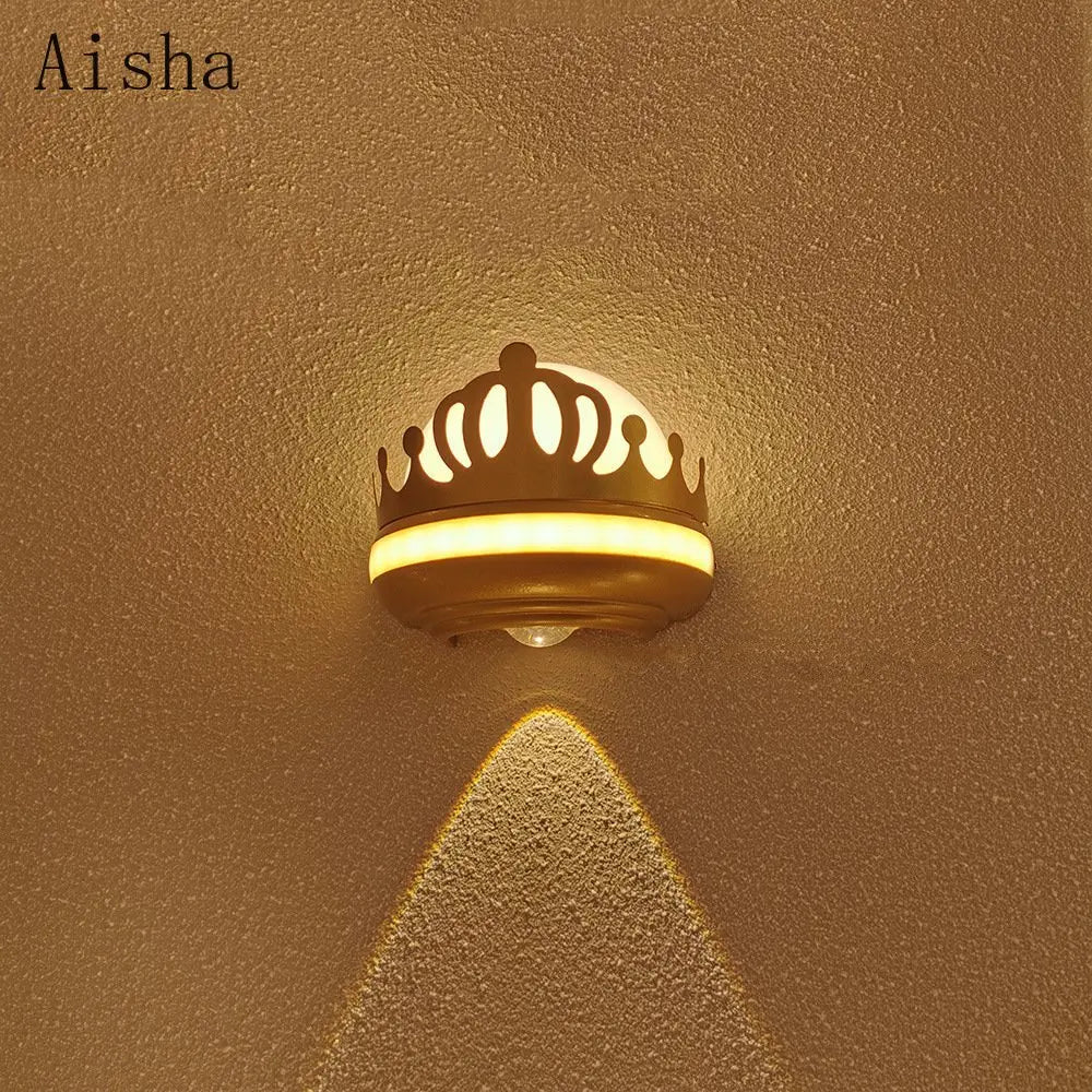 2023 New Crown Wall Lamp LED Outdoor Waterproof Wall Light IP65 Staircase Wall Lamp Children's Bedroom Wall Decoration Sconces - vue 1 sur 7