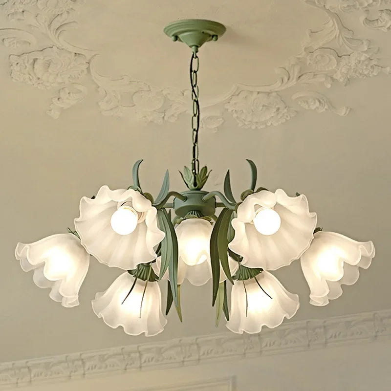 lustre à la française en verre avec fleurs style muguet - vue 3 sur 10