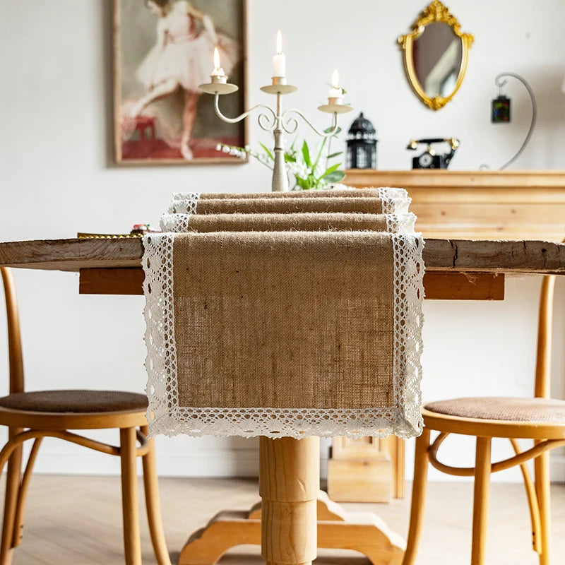 Chemin de table toile jute beige pompons champetre
