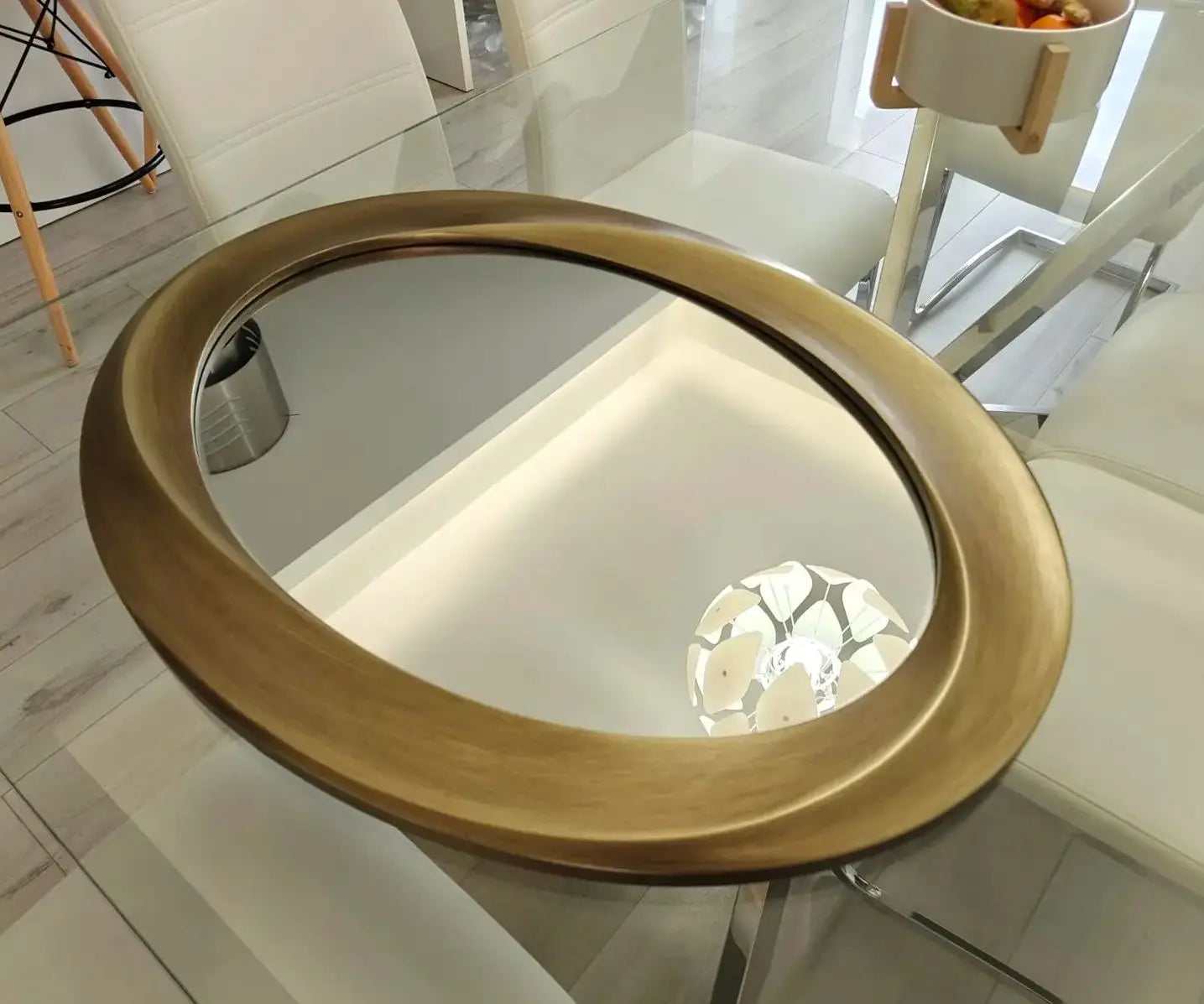 miroir ovale à bord biseauté cadre incurvé style baroque élégant - vue 3 sur 7