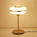 Suspension design nordique en or