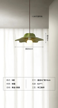 suspension en résine design moderne pour intérieur contemporain