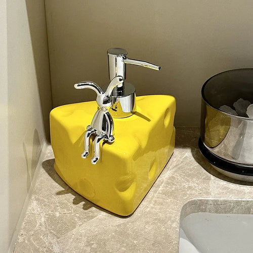 distributeur de savon créatif en céramique pour salle de bain - vue 4 sur 5