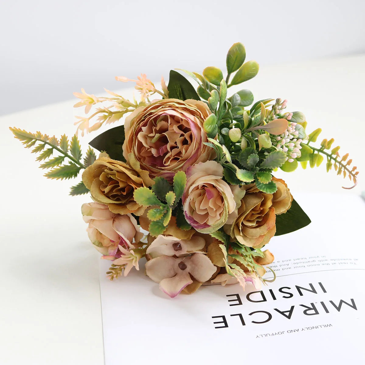 bouquet de fleurs artificielles pour décoration mariage et événements - vue 11 sur 11