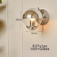 applique murale en verre avec finition chrome élégante et simple