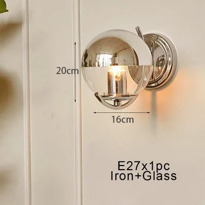 applique murale en verre avec finition chrome élégante et simple