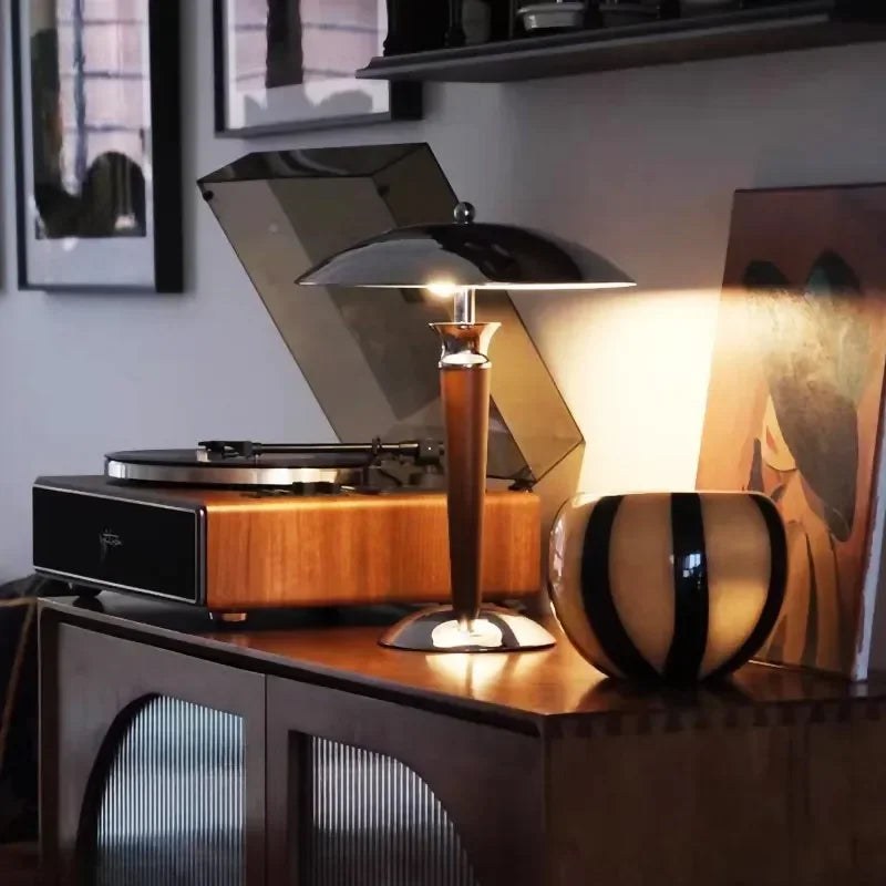 lampe de bureau style industriel en bois et fer - vue 5 sur 8