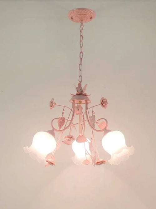 lustre rose pour une ambiance enfantine lumineuse et douce - vue 3 sur 8