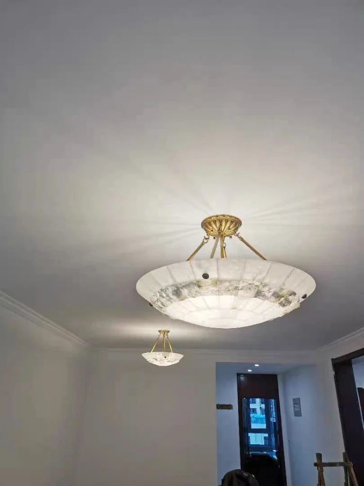 lustre minimaliste en cuivre et marbre design moderne - vue 4 sur 10