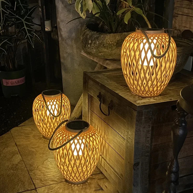 lanterne solaire en rotin pour ambiance extérieure créative - vue 3 sur 23