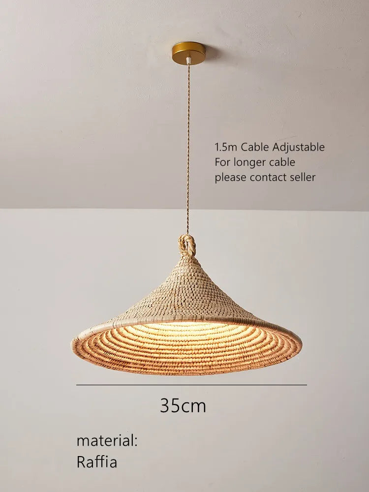 Lustre de style japonais tressé en rotin clair