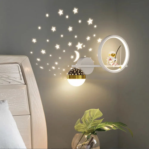 applique murale led créative lune astronaute décoration pour enfant - vue 5 sur 23