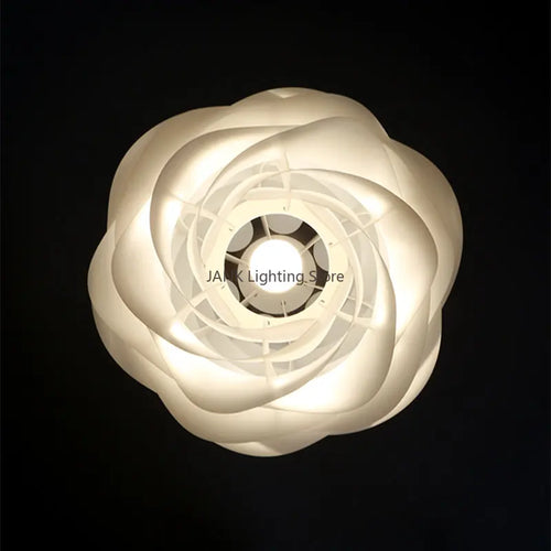 lustre design danois romantique acrylique pétale éclairage white rose - vue 5 sur 8