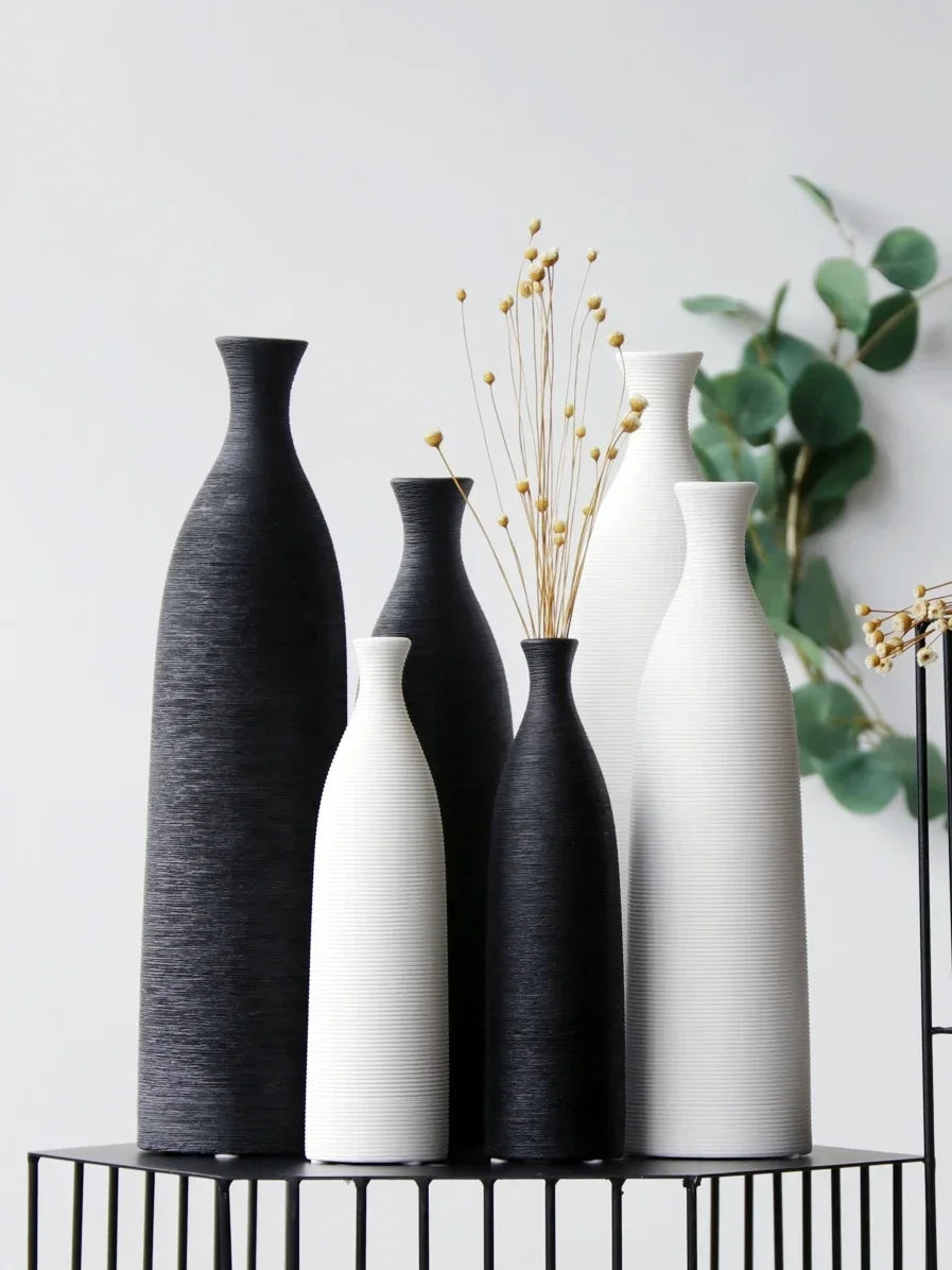 vase en céramique moderne pour décoration intérieure artisanale - vue 6 sur 15