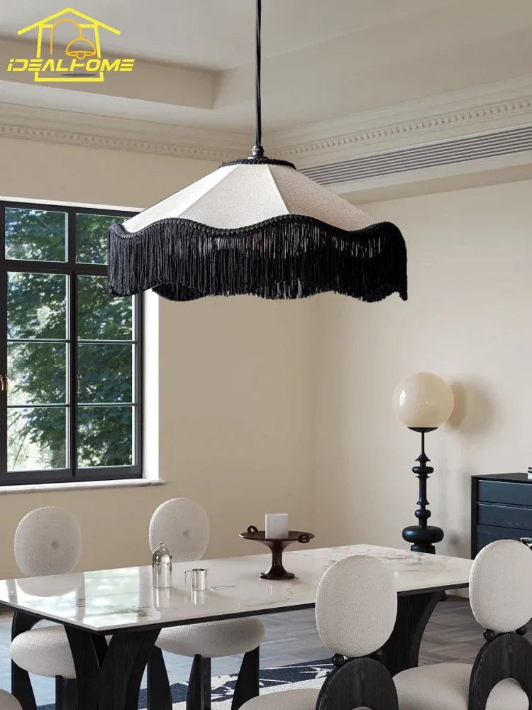 suspension décorative en tissu rétro design français avec pampilles - vue 3 sur 8