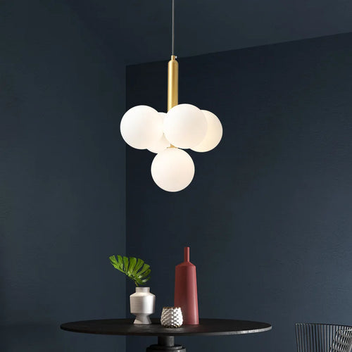 lustre en verre laiteux style nordique pour décoration intérieure - vue 3 sur 10