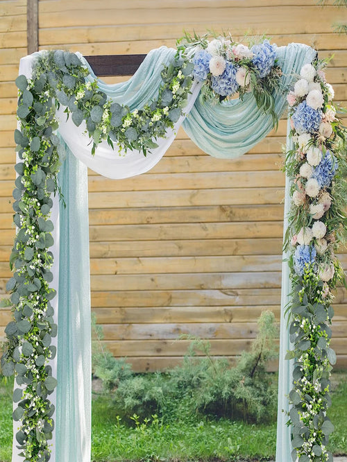 guirlande eucalyptus artificiel avec fleurs blanches et baies décoratives - vue 3 sur 6