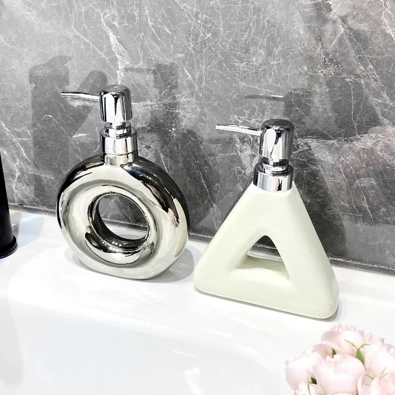 distributeur de savon céramique abstrait design pratique pour salle de bain - vue 2 sur 10