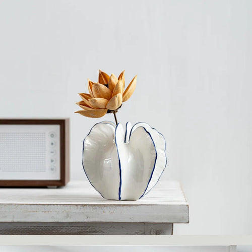 vase en céramique carambola pour décoration et fleurs séchées - vue 2 sur 7