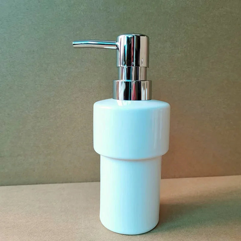 bouteille vide pour shampoing crème et lotion accessoires de bain - vue 3 sur 8