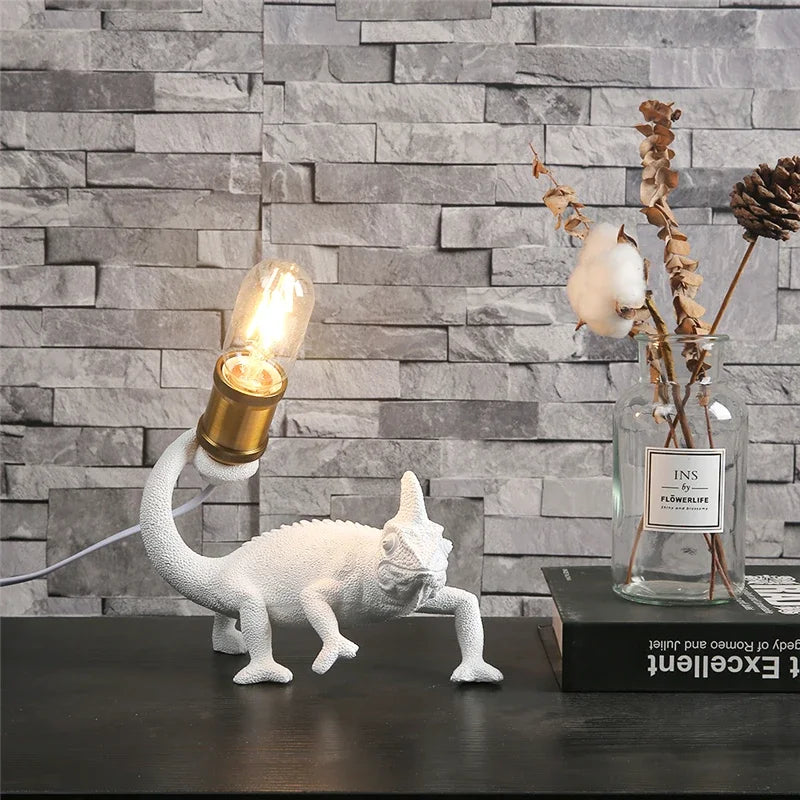 lampe de bureau moderne lézard résine éclairage décoratif pour enfants - vue 4 sur 8