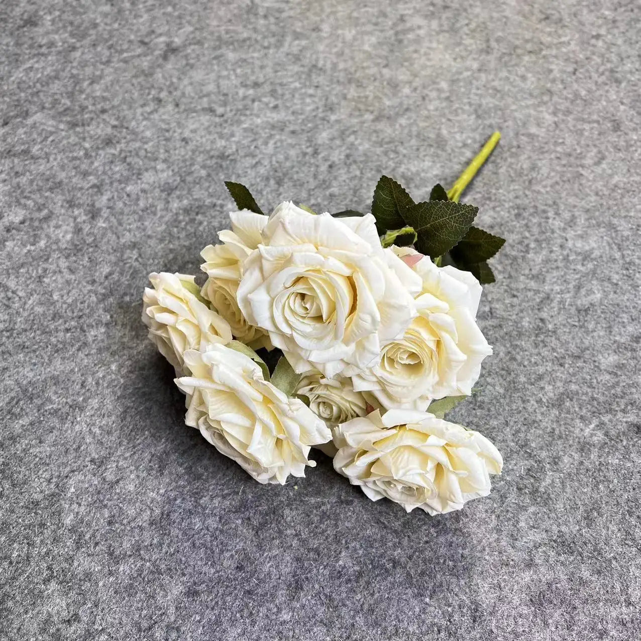 bouquet de roses artificielles en soie décoratives pour intérieur - vue 7 sur 15