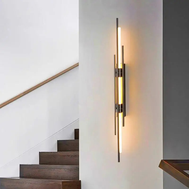 applique murale verticale à led en fer design élégant pour intérieur - vue 4 sur 8