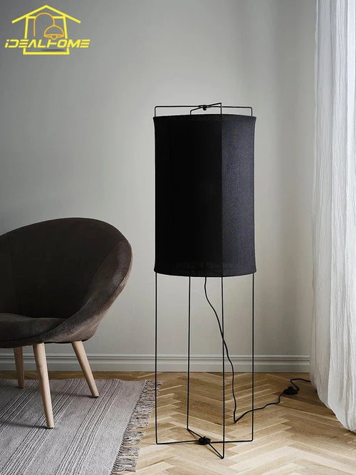 lampe de sol design minimaliste japonais wabi-sabi en tissu pour intérieur - vue 5 sur 10