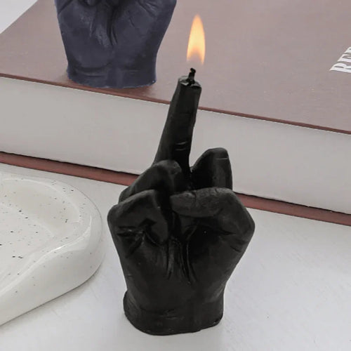 bougie parfumée originale en forme de doigt du milieu décorative - vue 2 sur 8