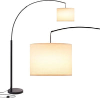 Lampadaire design avec plusieurs abat-jours suspendus